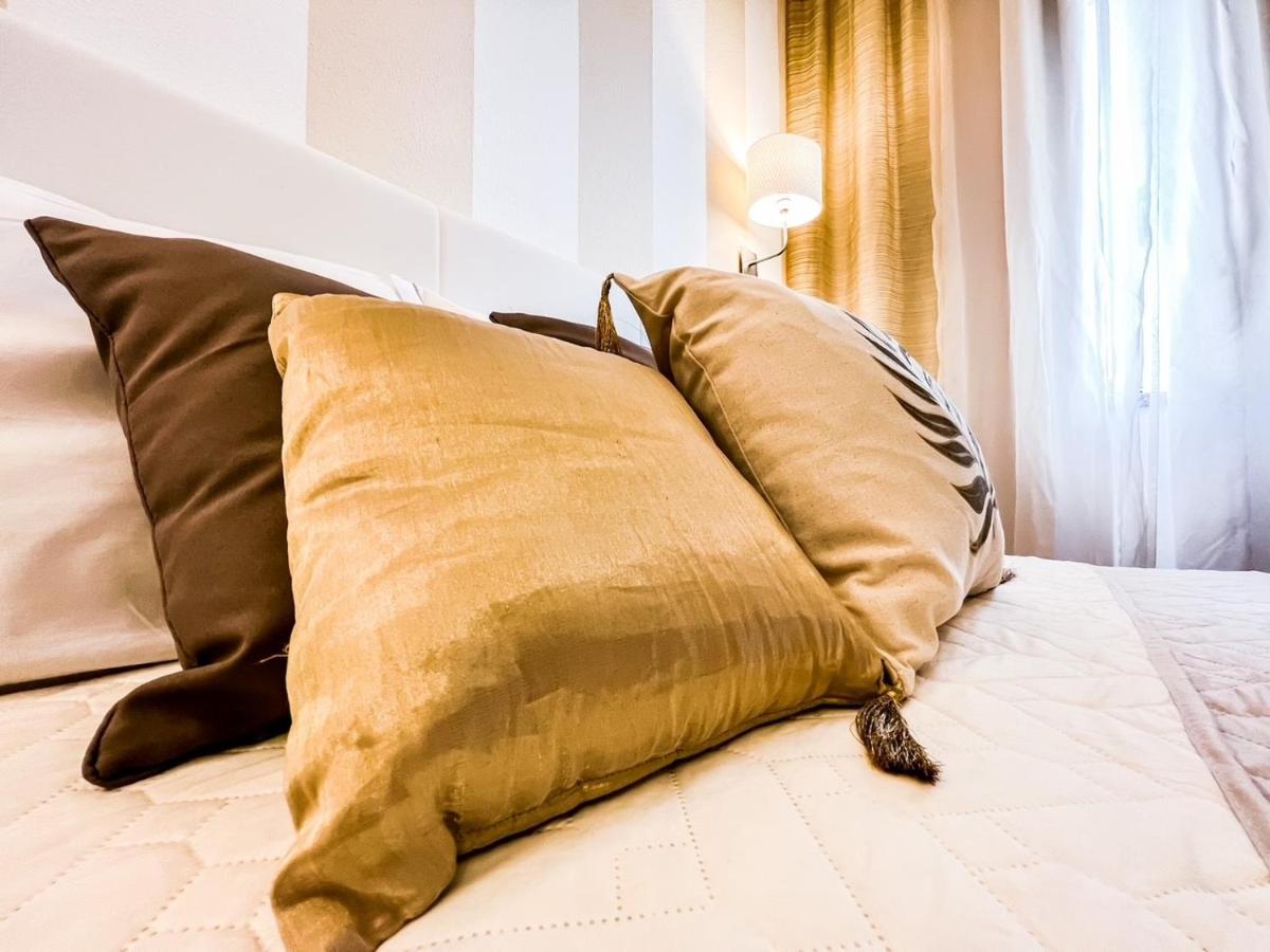 Mameli 04 Apartment Олбия Екстериор снимка