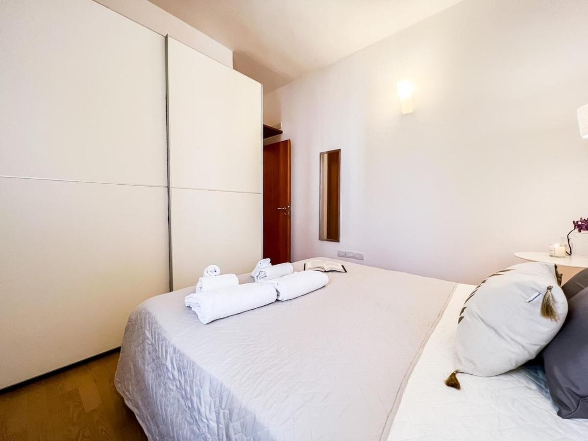 Mameli 04 Apartment Олбия Екстериор снимка